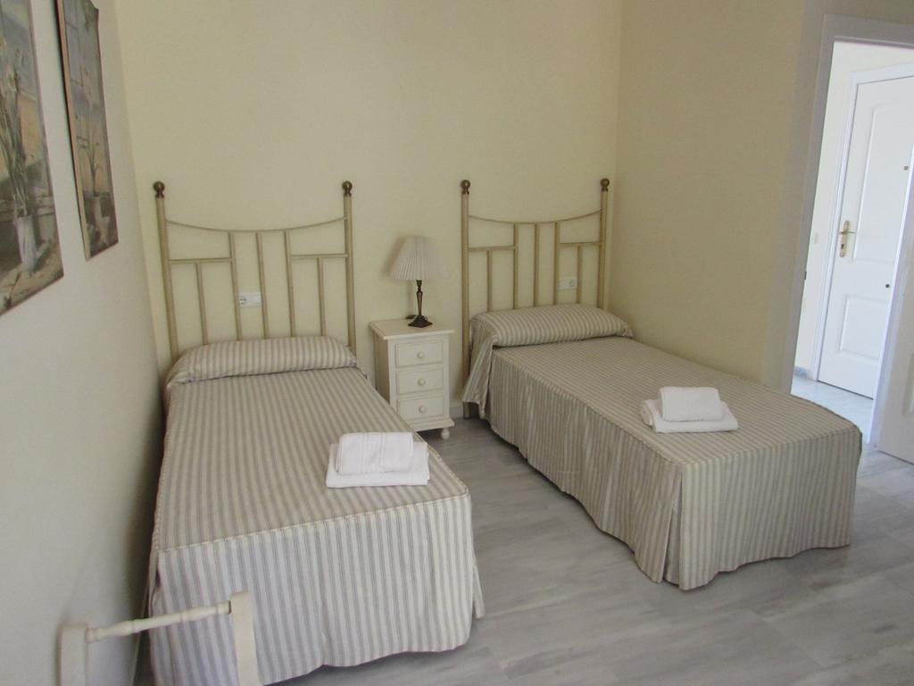 Home4Holidays Nerja Camera foto