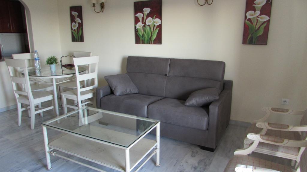 Home4Holidays Nerja Esterno foto