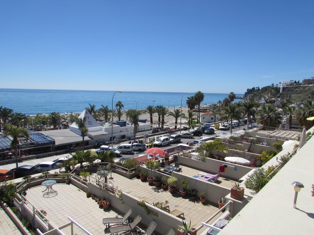 Home4Holidays Nerja Esterno foto
