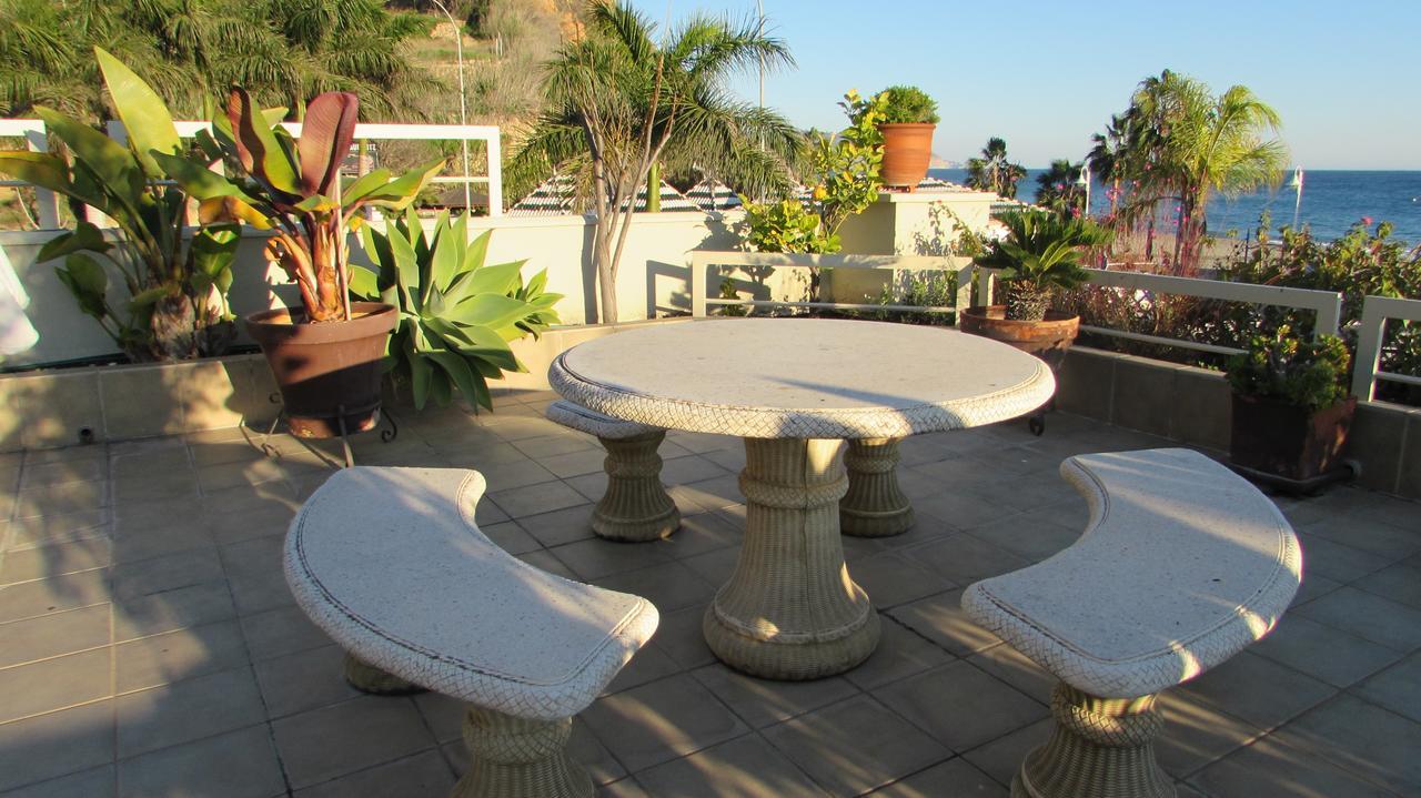Home4Holidays Nerja Esterno foto